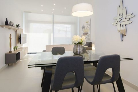 Apartment à vendre à Alicante, Espagne, 2 chambres, 120 m2 No. 42465 - photo 6