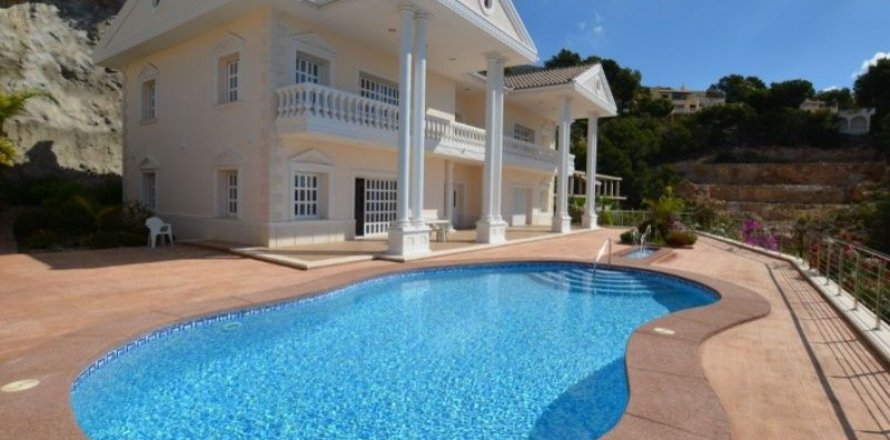 Villa à Altea, Alicante, Espagne 5 chambres, 500 m2 No. 45911