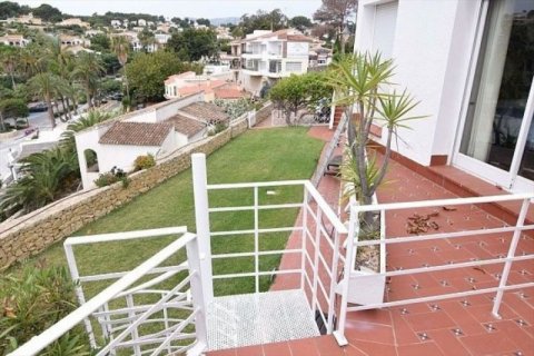 Villa à vendre à Benissa, Alicante, Espagne, 5 chambres, 370 m2 No. 45488 - photo 3