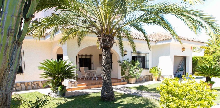 Villa Cabo Roig, Alicante, Espagne 4 chambres, 266 m2 No. 41221