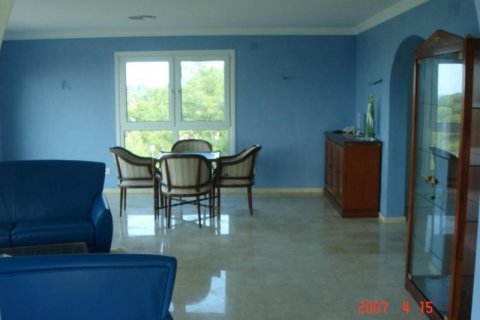 Villa à vendre à Denia, Alicante, Espagne, 3 chambres, 247 m2 No. 45235 - photo 9