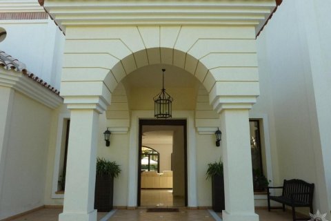 Villa à vendre à Marbella, Malaga, Espagne, 6 chambres, 680 m2 No. 41453 - photo 1