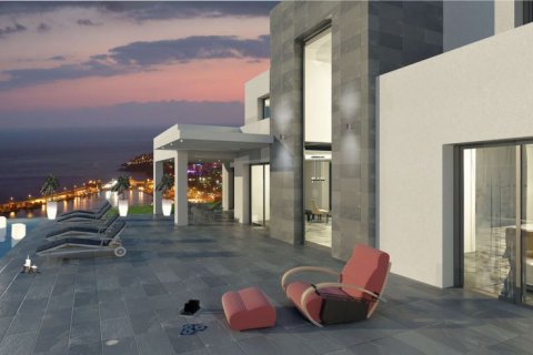 Villa à vendre à Denia, Alicante, Espagne, 3 chambres, 290 m2 No. 46112 - photo 1