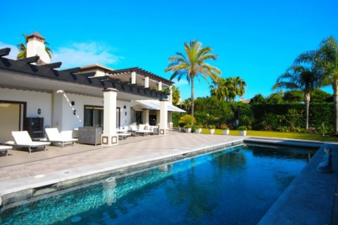 Villa à vendre à Marbella, Malaga, Espagne, 6 chambres, 750 m2 No. 44600 - photo 4
