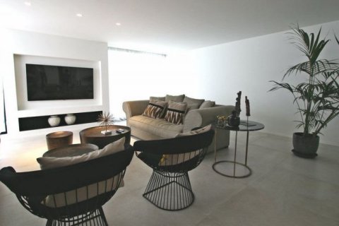 Villa à vendre à Alicante, Espagne, 4 chambres, 380 m2 No. 43492 - photo 7