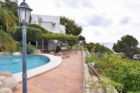 Villa à vendre à Benissa, Alicante, Espagne, 5 chambres, 370 m2 No. 45488 - photo 1