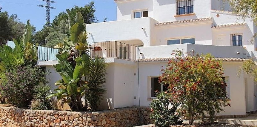 Villa à Moraira, Alicante, Espagne 4 chambres, 240 m2 No. 46048