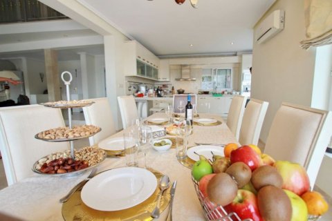 Villa à vendre à Altea, Alicante, Espagne, 7 chambres, 740 m2 No. 43637 - photo 9