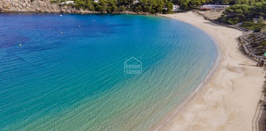 Land plot à Es Mercadal, Menorca, Espagne No. 47633