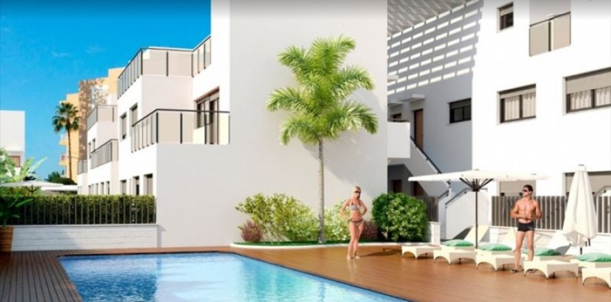 Townhouse Denia, Alicante, Espagne 3 chambres, 100 m2 No. 45713