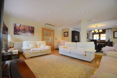 Villa à vendre à Benidorm, Alicante, Espagne, 5 chambres, 421 m2 No. 42132 - photo 10