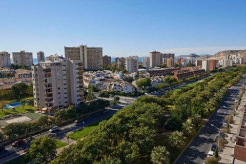 Apartment à vendre à Alicante, Espagne, 3 chambres, 109 m2 No. 45858 - photo 5