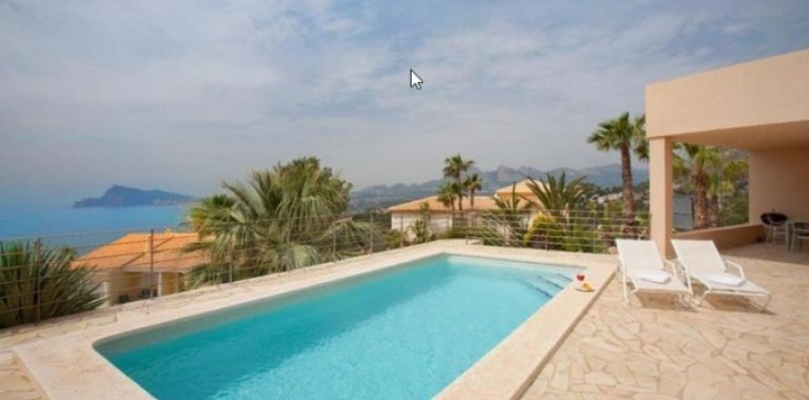 Villa à Altea, Alicante, Espagne 3 chambres, 286 m2 No. 44468