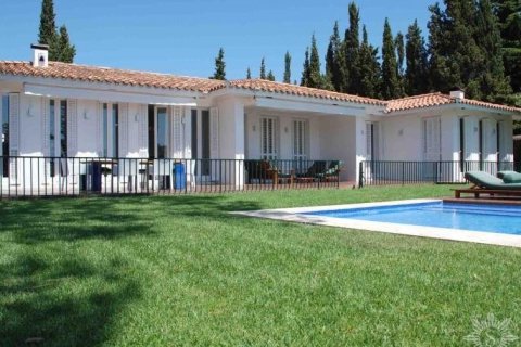 Villa à vendre à Mataro, Barcelona, Espagne, 6 chambres, 290 m2 No. 41426 - photo 1