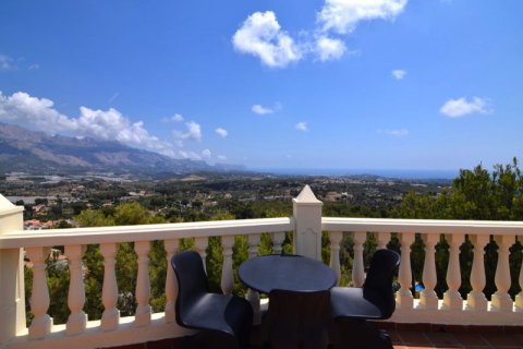 Villa à vendre à La Nucia, Alicante, Espagne, 5 chambres, 425 m2 No. 43678 - photo 2
