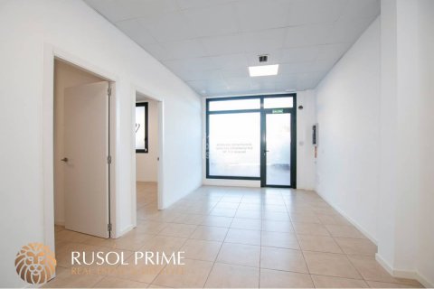 Commercial property à vendre à Mahon, Menorca, Espagne, 114 m2 No. 46883 - photo 3