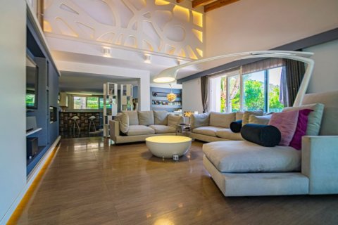 Villa à vendre à Benidorm, Alicante, Espagne, 4 chambres, 437 m2 No. 42148 - photo 4