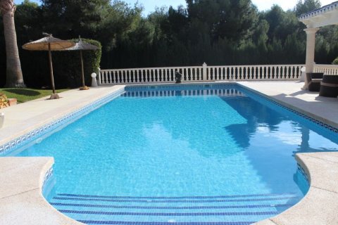 Villa à vendre à Benidorm, Alicante, Espagne, 7 chambres, 455 m2 No. 44324 - photo 4