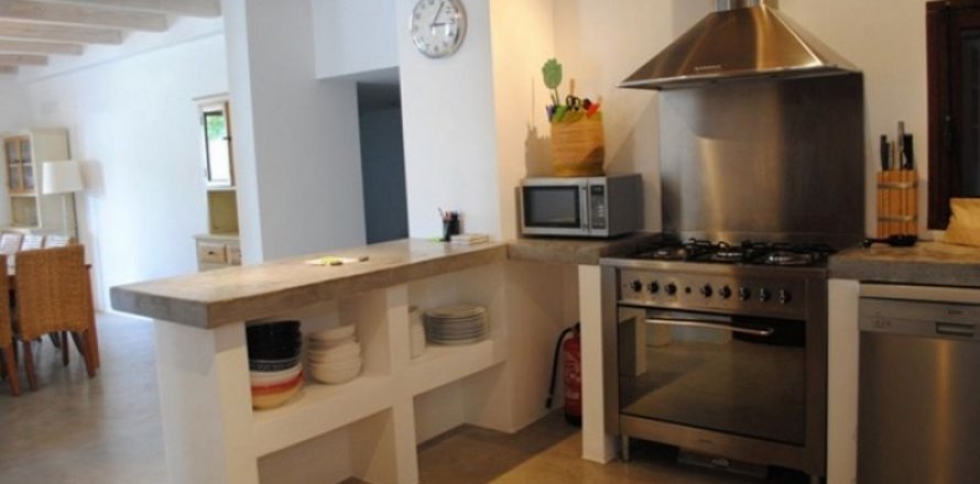 Villa Ibiza, Espagne 4 chambres, 320 m2 No. 45306