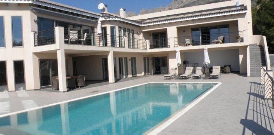 Villa à Altea, Alicante, Espagne 4 chambres, 800 m2 No. 44383