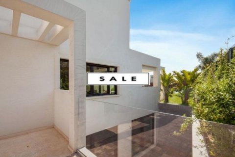 Villa à vendre à Valencia, Espagne, 5 chambres, 310 m2 No. 45259 - photo 9