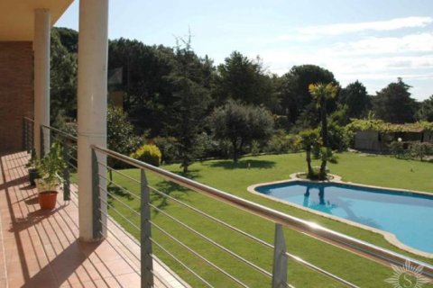 Villa à vendre Mataro, Barcelona, Espagne, 5 chambres, 550 m2 No. 41420 - photo 4