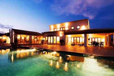 Villa à vendre à Benissa, Alicante, Espagne, 5 chambres, 612 m2 No. 44954 - photo 1
