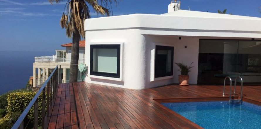 Villa à Tacoronte, Tenerife, Espagne 4 chambres, 460 m2 No. 45279