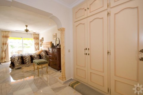 Villa à vendre à Marbella, Malaga, Espagne, 4 chambres, 340 m2 No. 41414 - photo 7