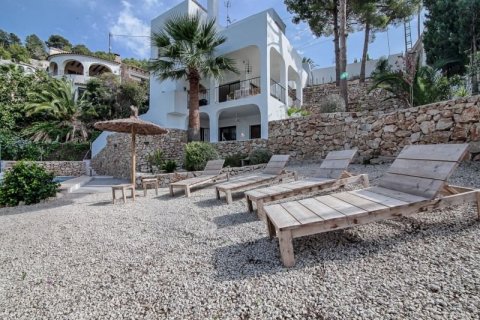 Villa à vendre à Benissa, Alicante, Espagne, 4 chambres, 180 m2 No. 43841 - photo 3