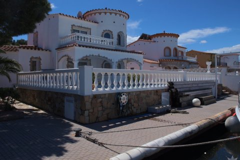 Villa à vendre à Roses, Girona, Espagne, 3 chambres, 160 m2 No. 41441 - photo 2