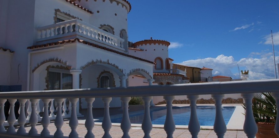 Villa Roses, Girona, Espagne 3 chambres, 160 m2 No. 41441