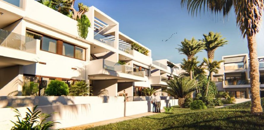 Townhouse à Torrevieja, Alicante, Espagne 2 chambres, 131 m2 No. 42380