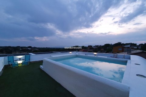Villa à vendre à Caldes de Malavella, Girona, Espagne, 6 chambres, 320 m2 No. 40917 - photo 5
