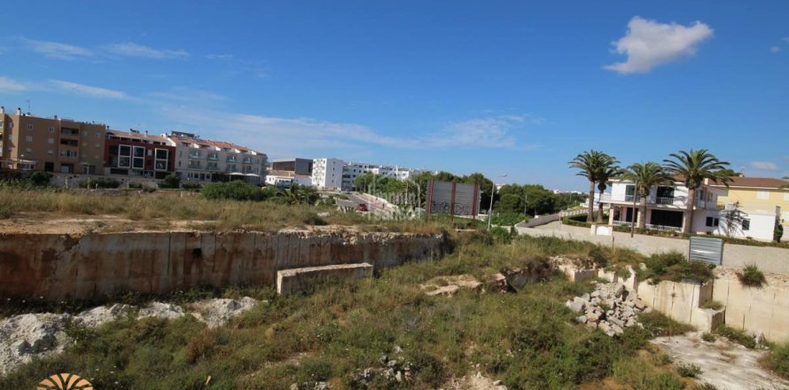 Land plot Ciutadella De Menorca, Menorca, Espagne 3075 m2 No. 47012