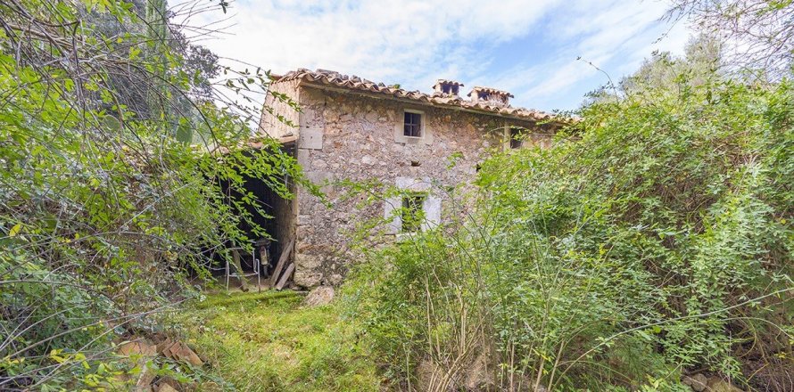 Finca à Pollenca, Mallorca, Espagne 3 chambres, 187 m2 No. 47801