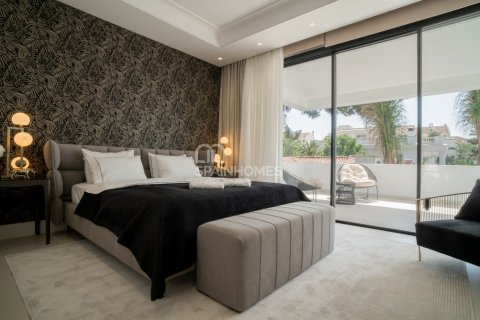 Villa à vendre à Marbella, Malaga, Espagne, 4 chambres, 434 m2 No. 48473 - photo 11