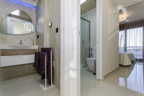 Apartment à vendre à Los Balcones, Alicante, Espagne, 2 chambres, 71 m2 No. 49924 - photo 29