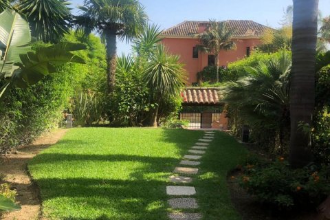 House à vendre à Marbella, Malaga, Espagne, 5 chambres, 292 m2 No. 50106 - photo 3