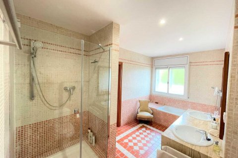Villa à vendre Castelldefels, Barcelona, Espagne, 4 chambres, 240 m2 No. 49807 - photo 17