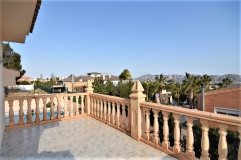 Villa à vendre à La Nucia, Alicante, Espagne, 4 chambres, 395 m2 No. 50297 - photo 7