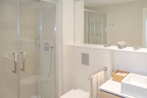 Apartment à vendre Barcelona, Espagne, 4 chambres, 115 m2 No. 49805 - photo 16