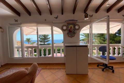 Villa à vendre à Calpe, Alicante, Espagne, 4 chambres, 280 m2 No. 51865 - photo 4