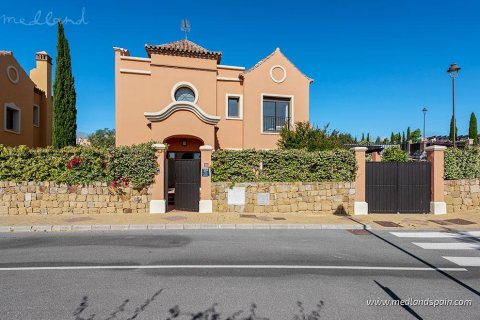 Villa à vendre à Estepona, Malaga, Espagne, 4 chambres, 276 m2 No. 52961 - photo 15