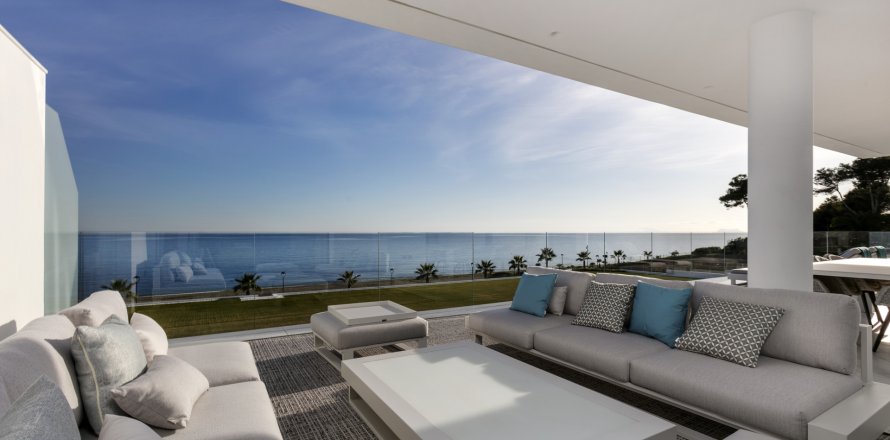 Apartment Estepona, Malaga, Espagne 4 chambres, 300 m2 No. 53525
