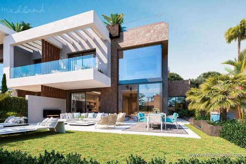 Villa à vendre à Cabra, Cordoba, Espagne, 5 chambres, 235 m2 No. 52981 - photo 2
