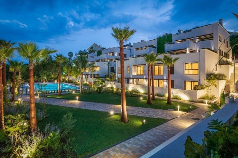 Penthouse à vendre à Lomas De Marbella, Malaga, Espagne, 3 chambres, 205 m2 No. 53473 - photo 2