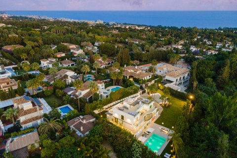 Villa à vendre Marbella Golden Mile, Malaga, Espagne, 5 chambres, 510 m2 No. 53503 - photo 2