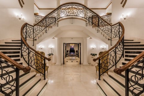 Villa à vendre à Hacienda Las Chapas, Malaga, Espagne, 7 chambres, 1190 m2 No. 53469 - photo 3