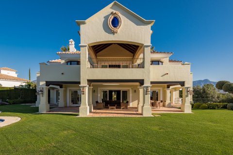 Villa à vendre à La Alqueria-El Paraíso, Malaga, Espagne, 5 chambres, 530 m2 No. 53552 - photo 9
